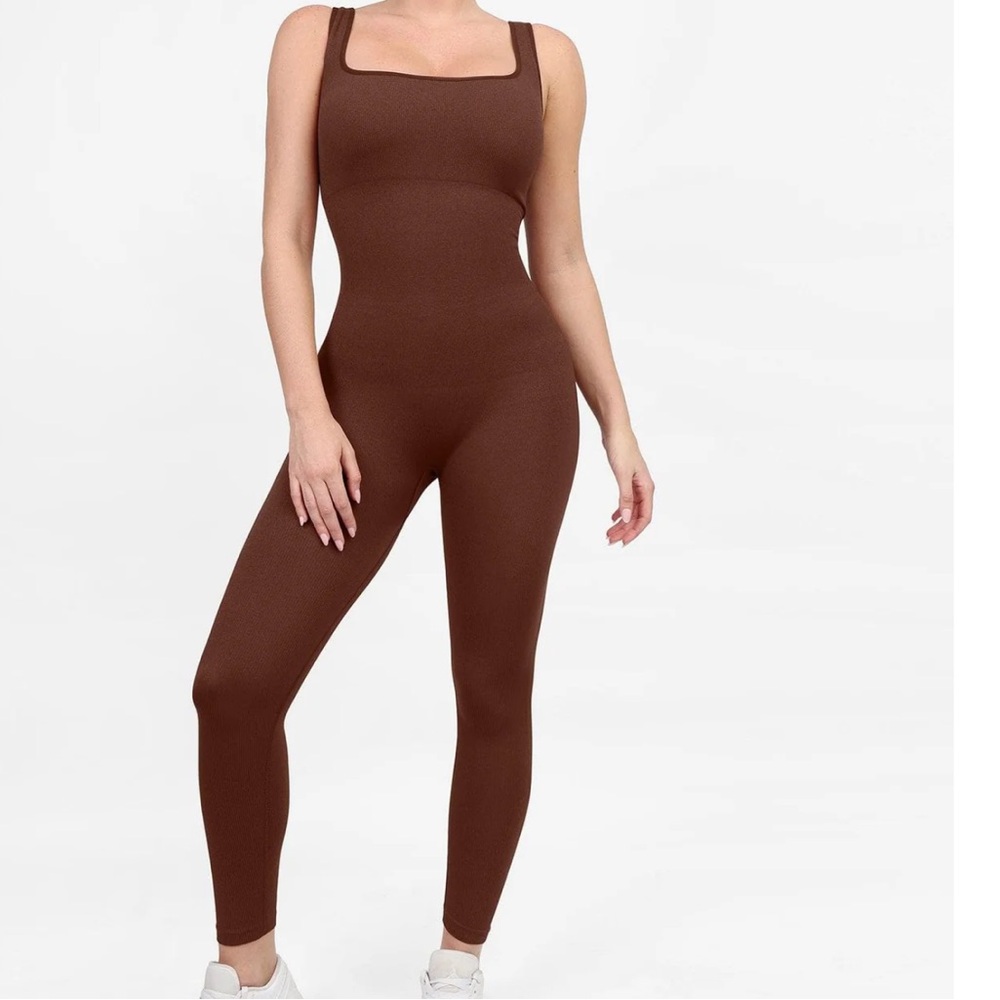 Seamless Square Neck One Piece Workout Jumpsuit Or Romper